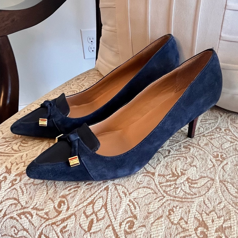 Tommy Hilfiger Women’s Kitten Heel Navy Blue Suede Leather Pumps Size 9